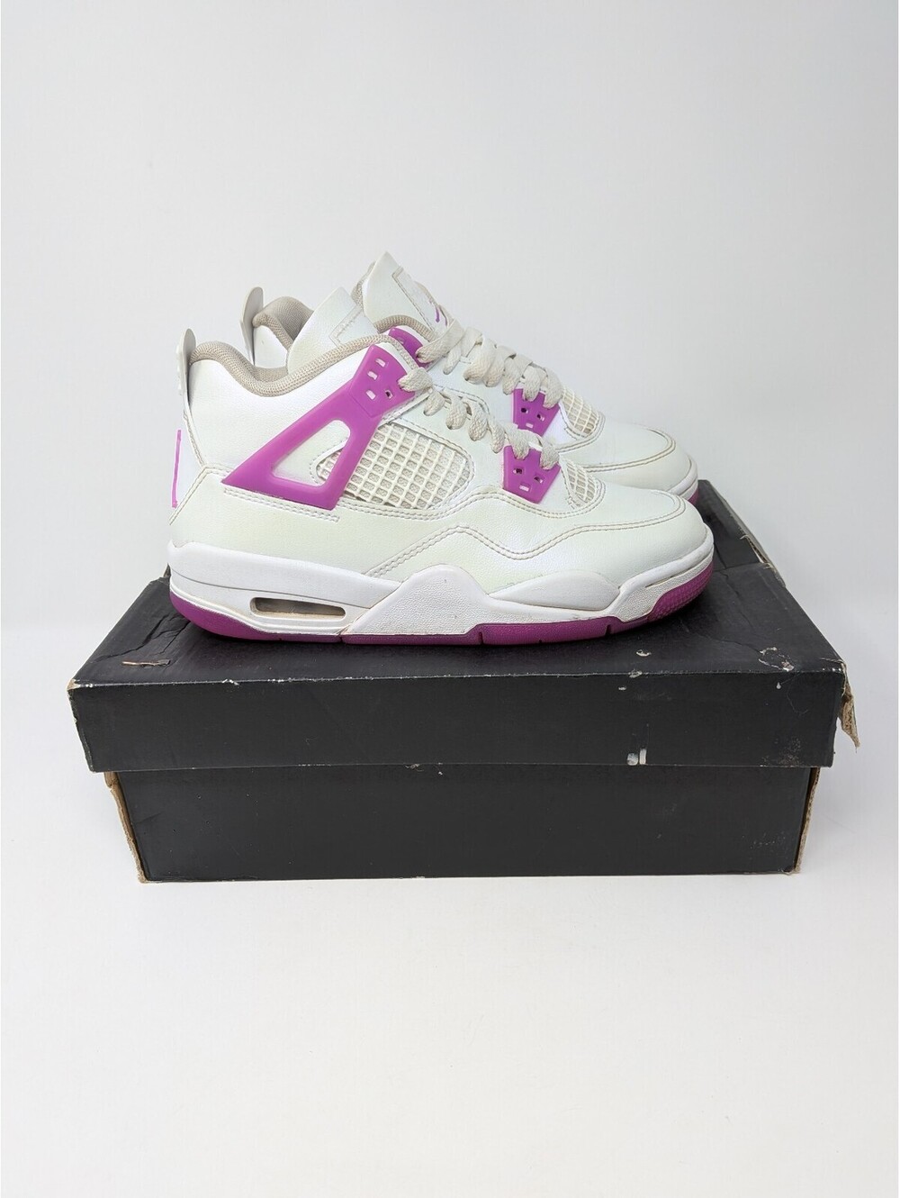 Air Jordan 4 Retro GS White Hyper Violet Youth Size 4Y FQ1314-151